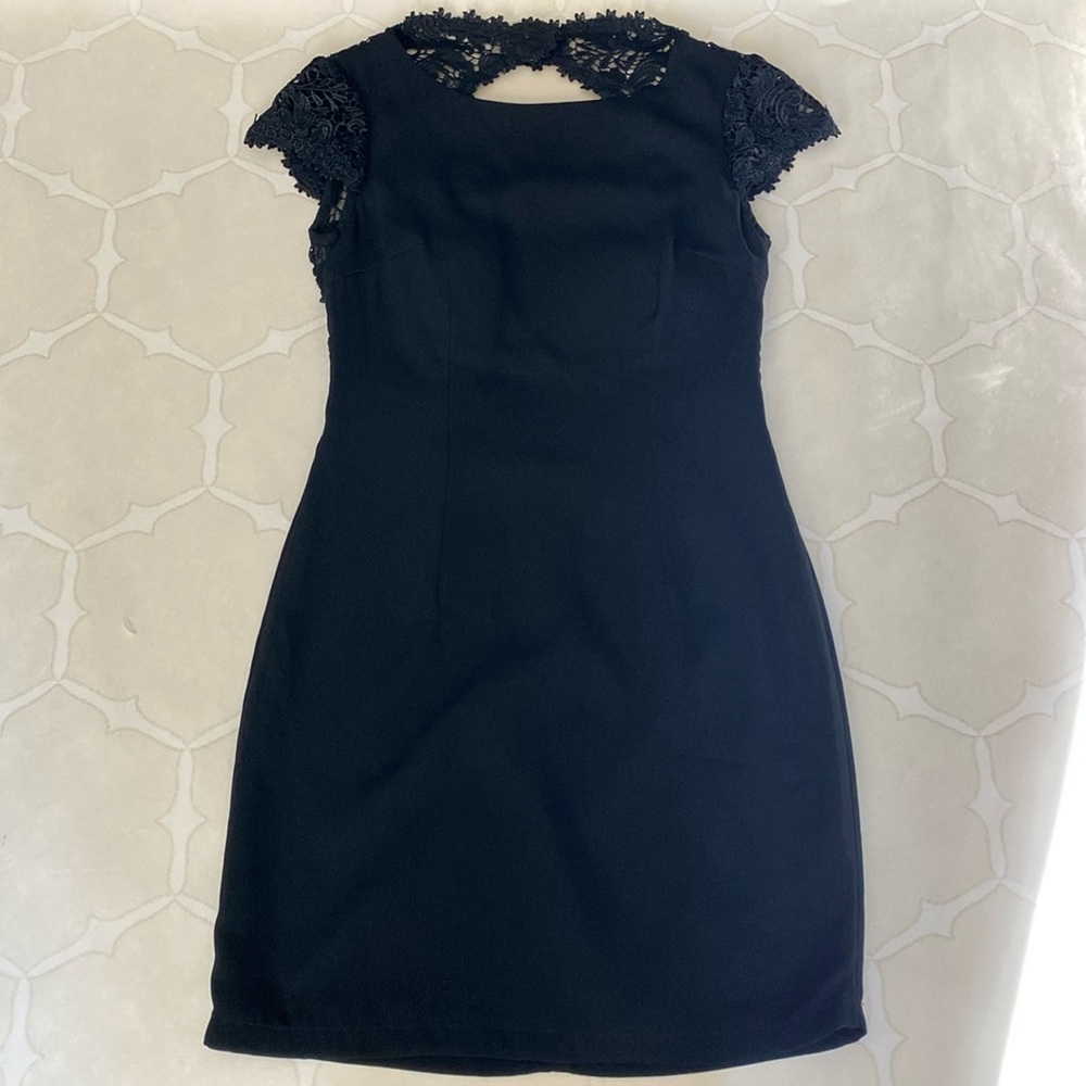 Blaque Label Little Black Dress LBD Mini Length Size Small Open Back Lace